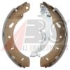 FORD 1755477 Brake Shoe Set
